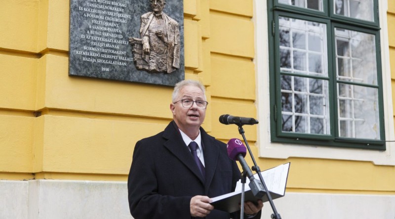 Trócsányi László igazságügyi miniszter